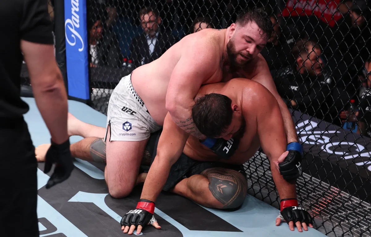 ufc 328 sean strickland injury win